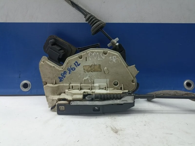 Замок двери Volkswagen Polo Sedan 2011-2020 5K4839016R, задний правый