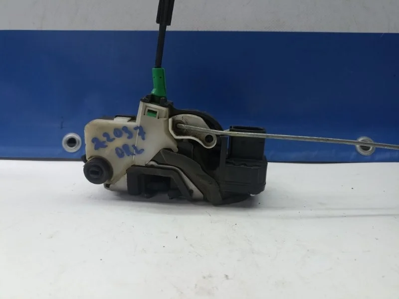 Замок двери Chevrolet Orlando 2012 13579556 J309 1.8 F18D4, задний правый