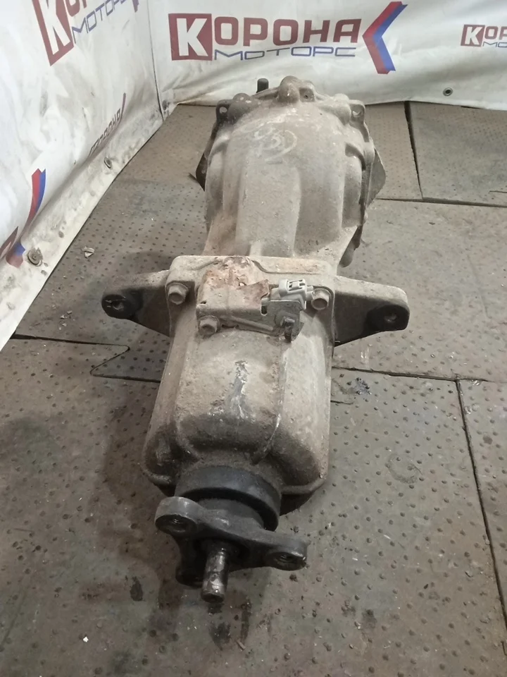 Редуктор заднего моста Б/У в сборе с муфтой