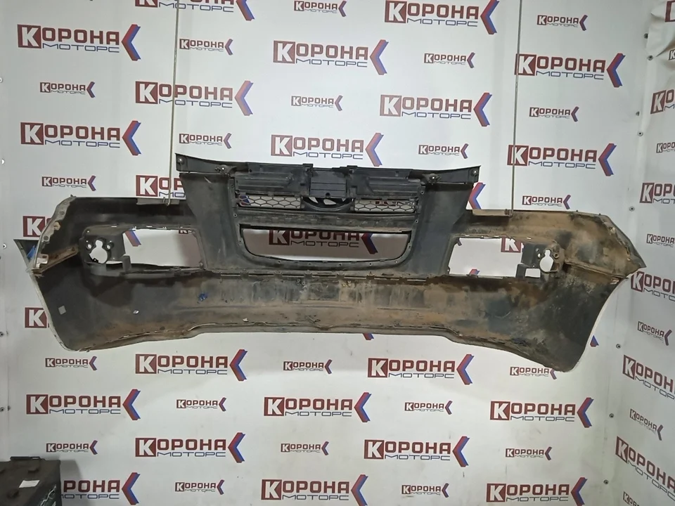 Накладка переднего бампера Б/У в сборе 865114A400 865614A600