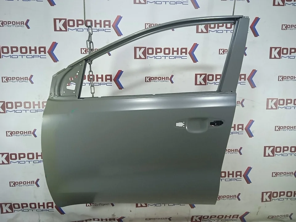 Дверь передняя левая Уценка вмятинки, потертости