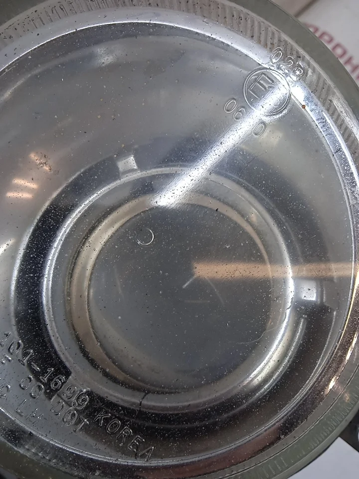 Фара противотуманная левая Б/У дефект линзы