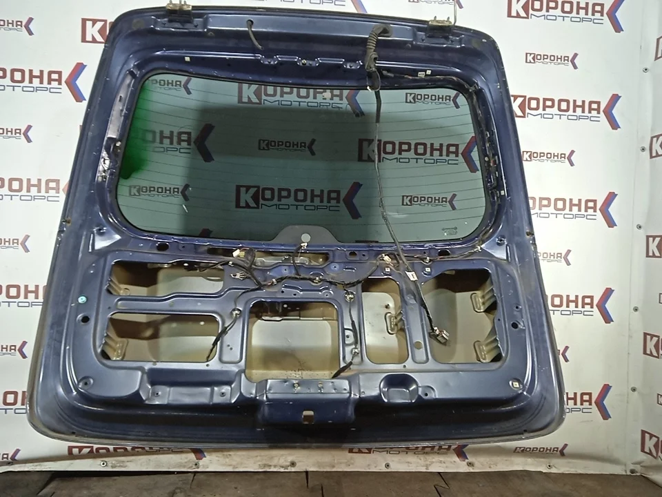 Крышка багажника Б/У ЦВЕТ СИНИЙ, СО СТЕКЛОМ Б/У