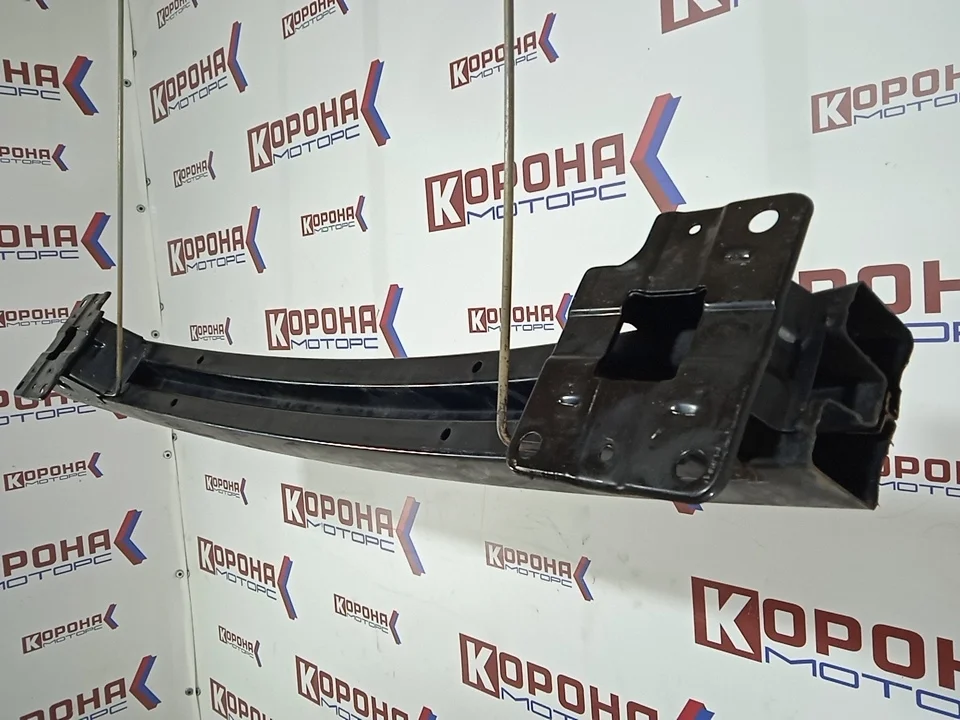 Усилитель переднего бампера Б/У оригинал, из Кореи