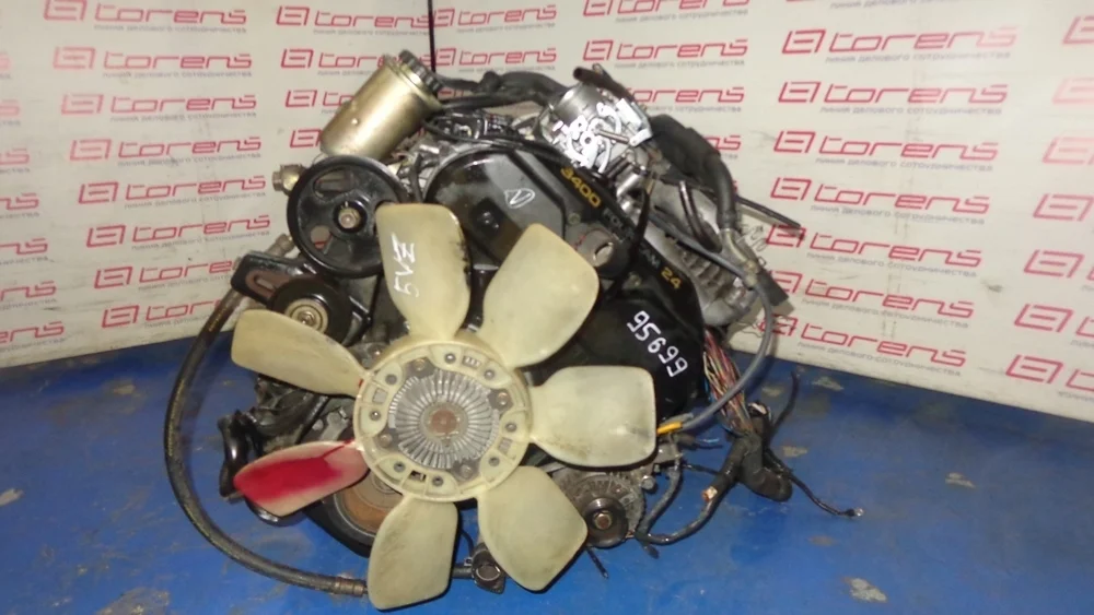 Двигатель TOYOTA GRAND HIACE 5VZ-FE VCH10W T54095699