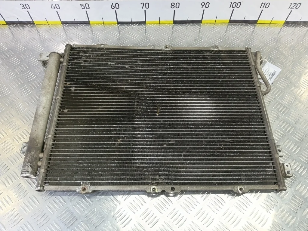 Радиатор кондиционера Kia SORENTO I (2002—2006)