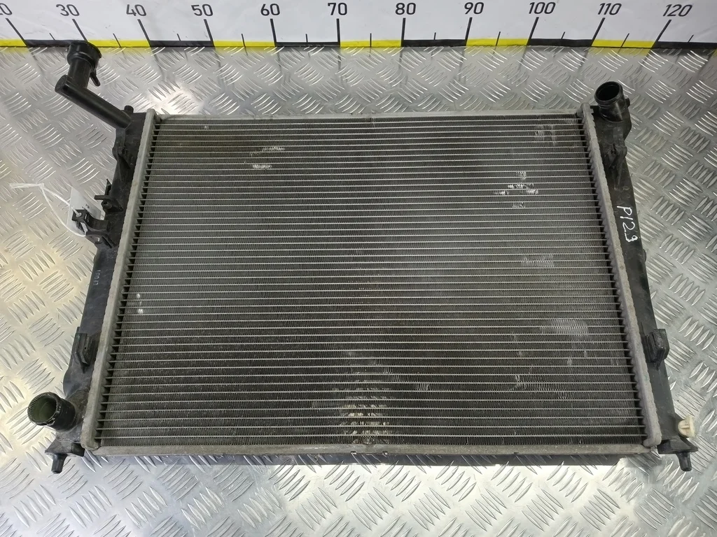 Радиатор основной Kia Ceed ED (2006—2010)