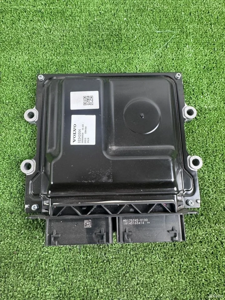 Блок управления двигателем volvo xc60 uz