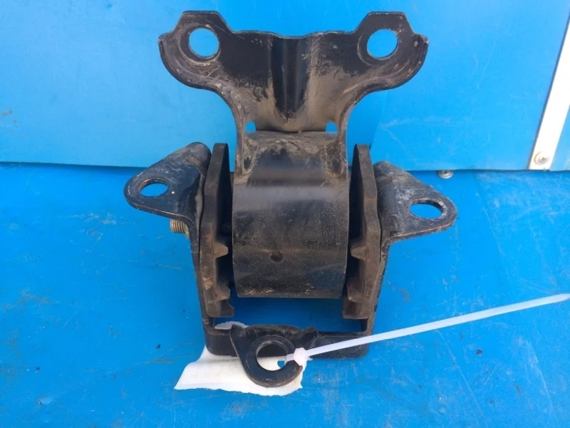 Опора двигателя MITSUBISHI ASX, Outlander XL, Lancer 10 2007-2012