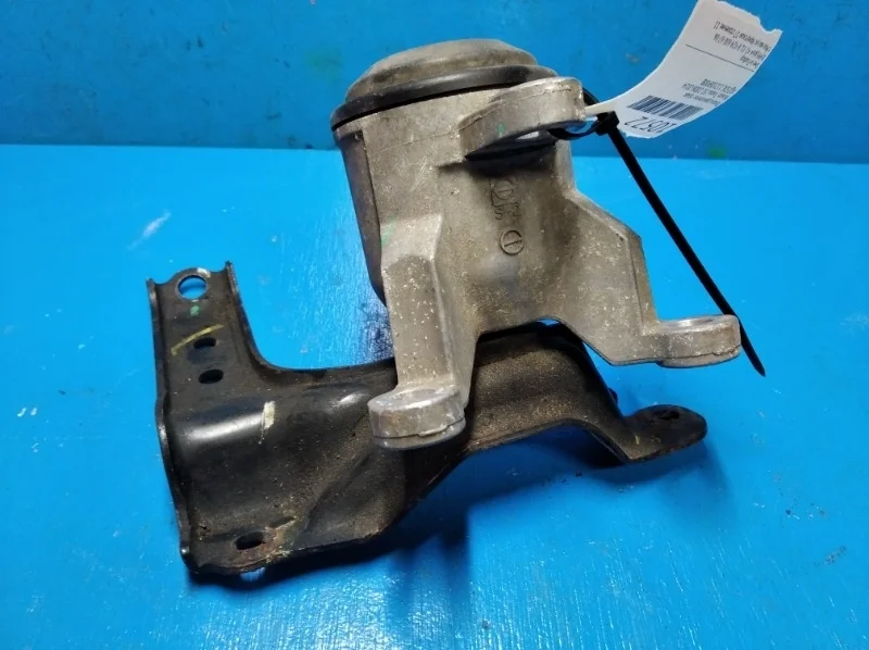 Опора двигателя Nissan Teana J32 2008-2014