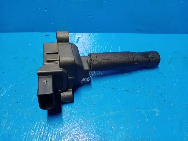 Катушка зажигания Mercedes-Benz -Class 2000-2008 W203