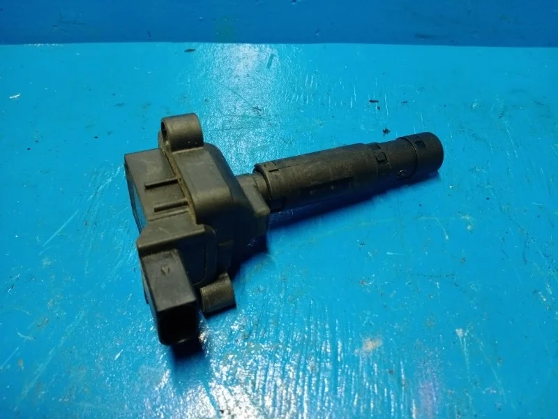 Катушка зажигания Mercedes-Benz -Class 2000-2008 W203