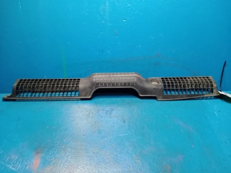 Кожух замка капота Nissan Teana J32 2008-2010