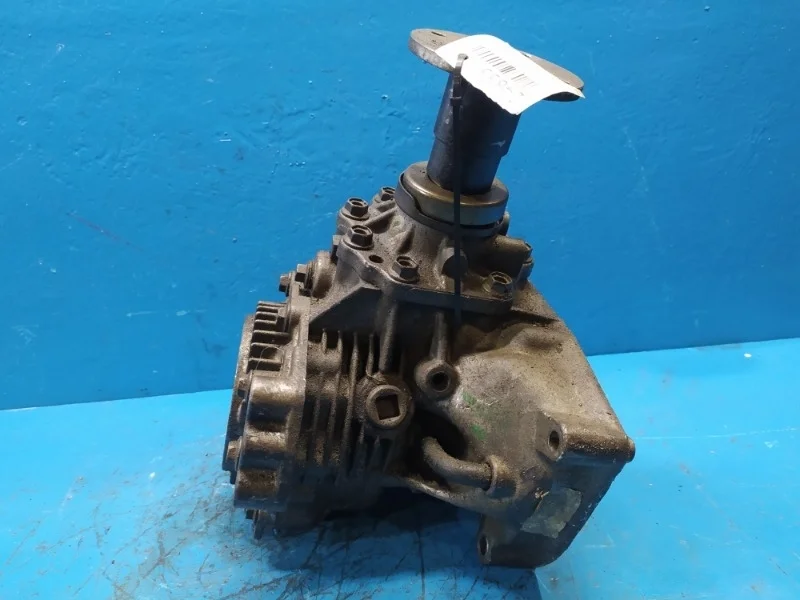 Раздатка Nissan X-Trail T30 2000-2007