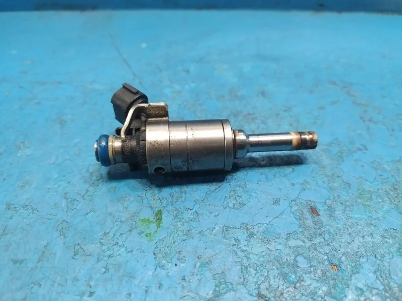 Форсунка топливная Nissan X-Trail T32, Qashqai J11 2014-2019