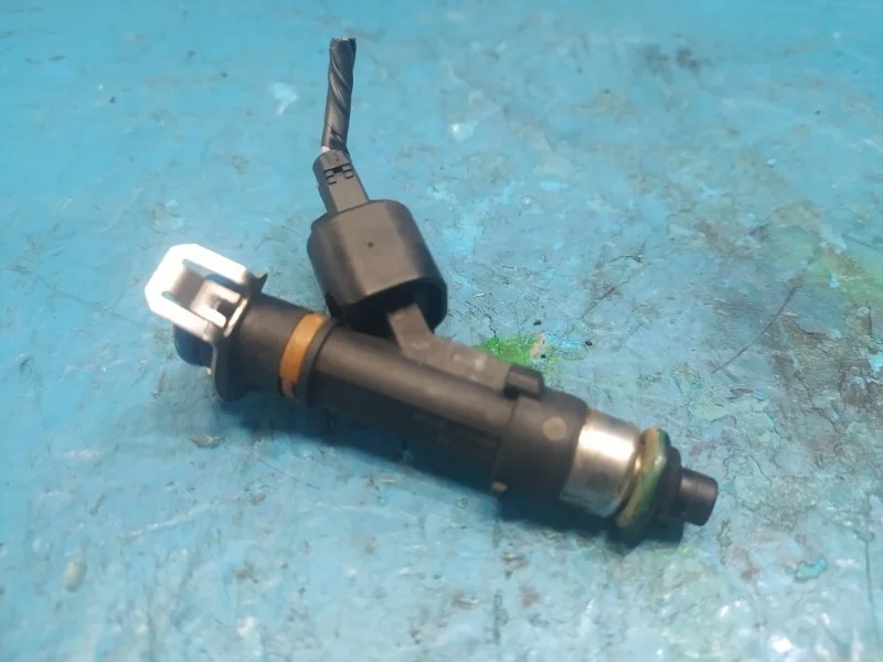 Форсунка топливная Ford Mondeo 4 2007-2014