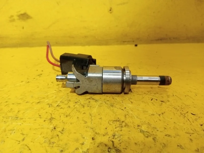 Форсунка топливная Mazda CX-5 2012-2017 PE2713250 PE-VPS