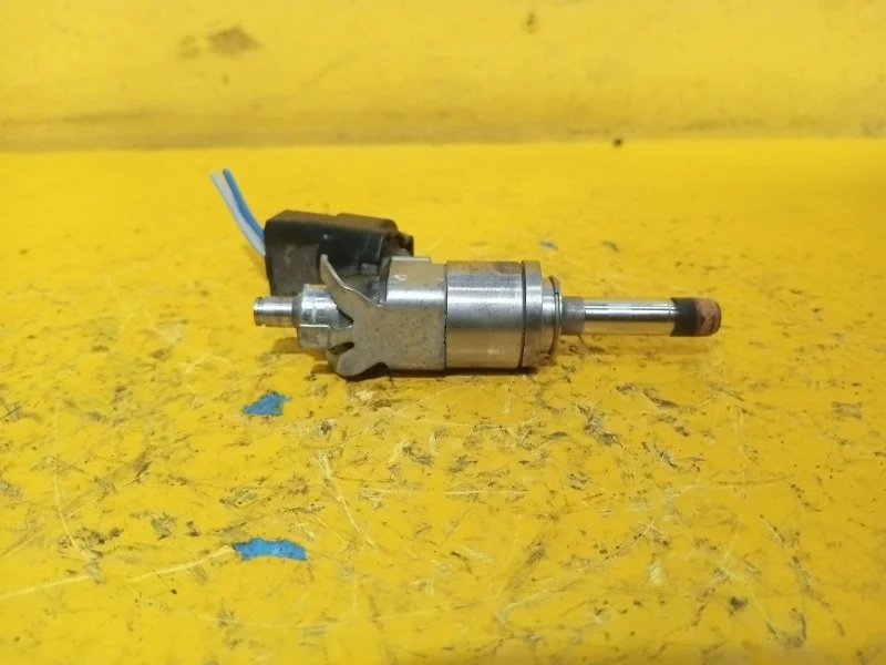 Форсунка топливная Mazda CX-5 2012-2017 PE2713250 PE-VPS