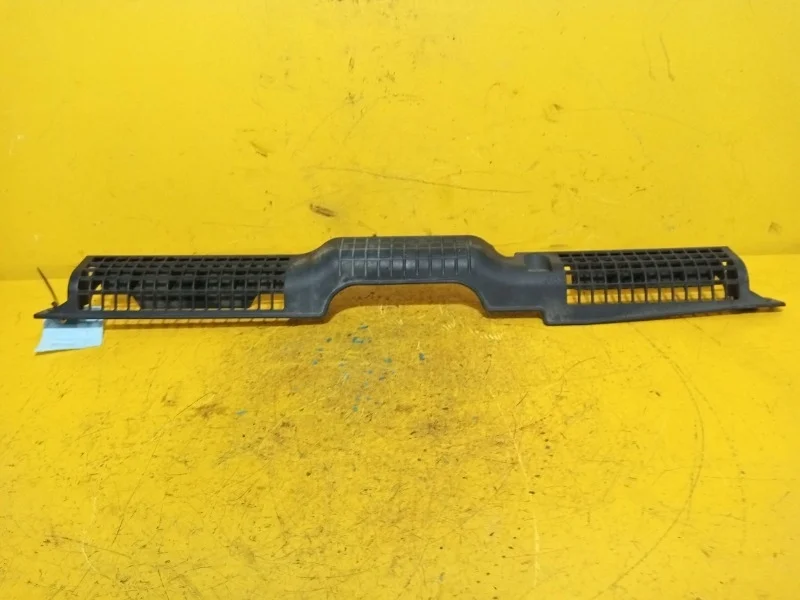 Дефлектор радиатора Nissan Teana J32 2008-2014