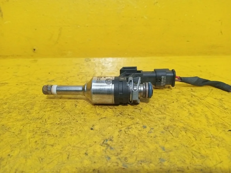 Форсунка топливная Volkswagen Polo 2009-2015