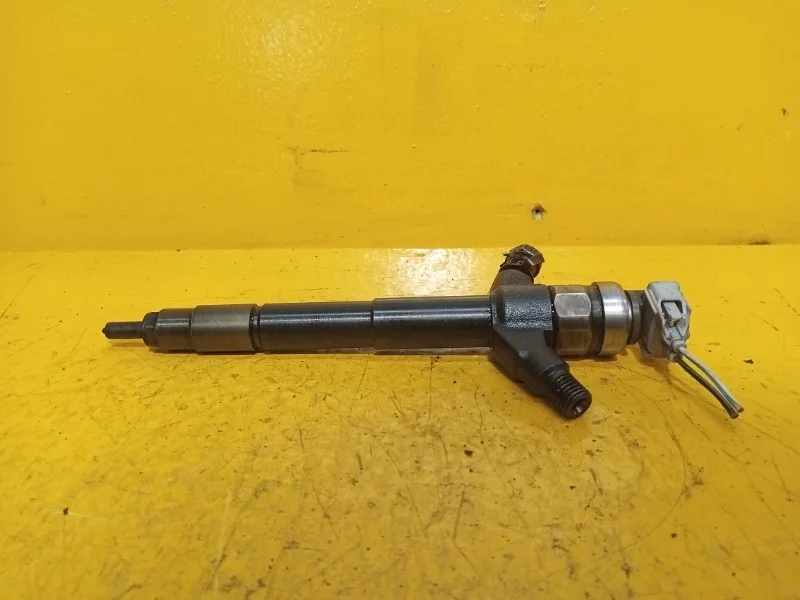 Форсунка топливная MITSUBISHI Pajero 4 2006-2010