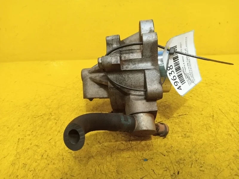 Насос вакуумный MITSUBISHI Pajero 4 2010-2017