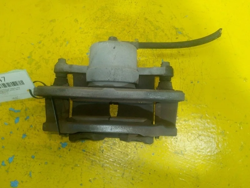 Суппорт тормозной Toyota RAV4 XA30 2006-2012