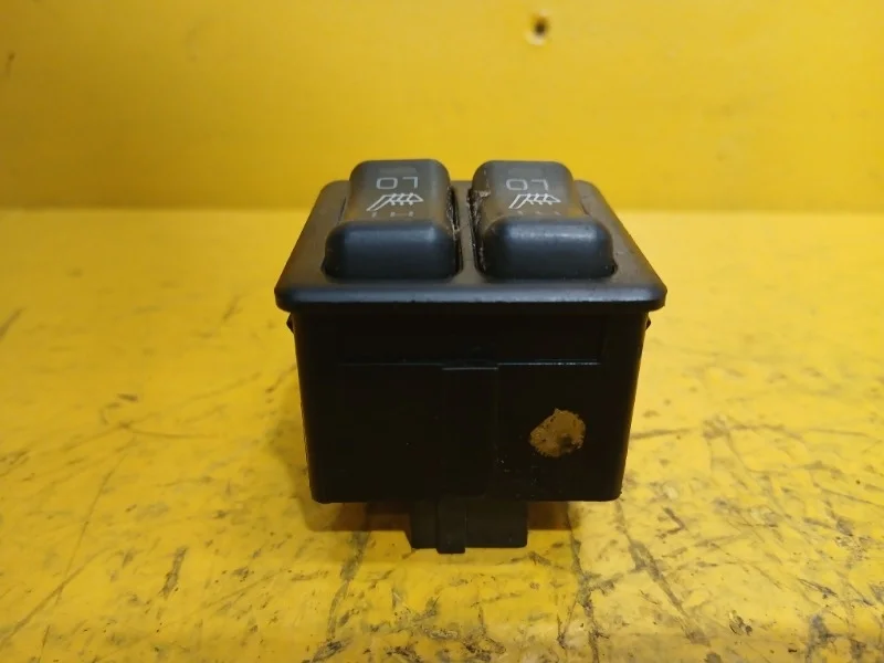 Блок управления подогрева сидений MITSUBISHI Lancer 9 2003-2007