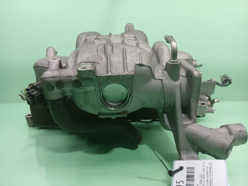 Коллектор впускной Mazda CX-7 2006-2012