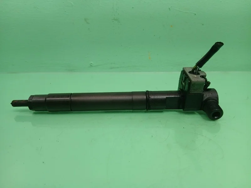 Форсунка топливная Ssang Yong Actyon 2010-2013