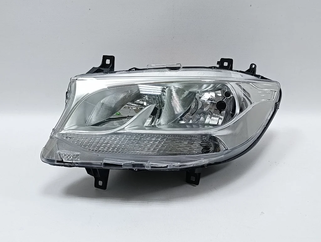 Фара Mercedes-Benz Sprinter W907-W910