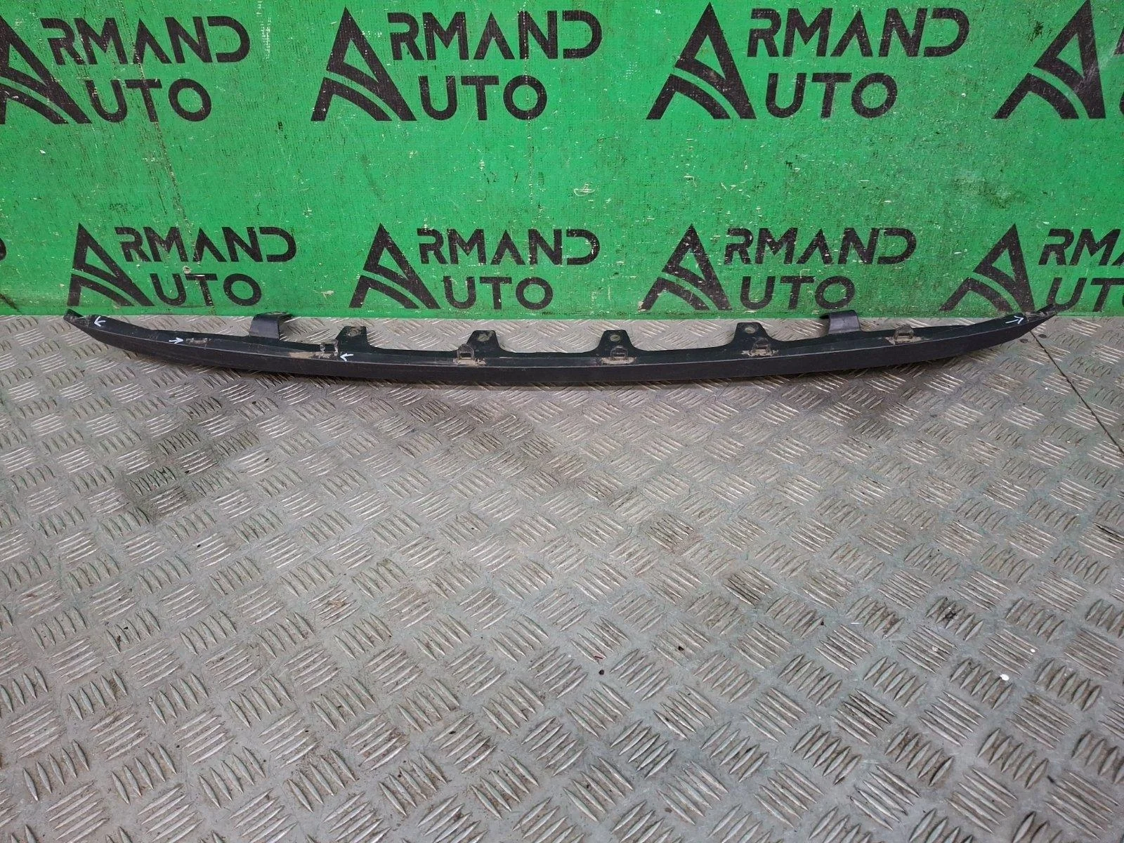 Накладка бампера Toyota Camry 2014-2017 XV50