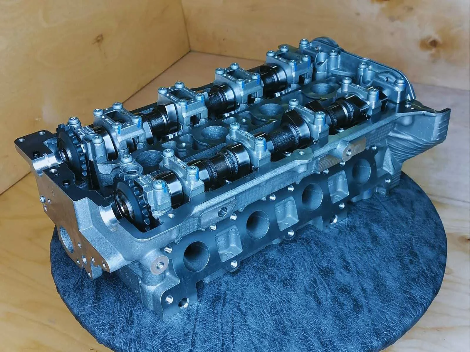 ГБЦ Пассат Б5 AWT,AWU головка блока Пассат 1.8 НОВ