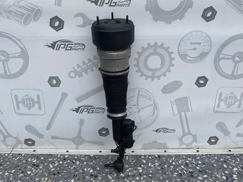 Амортизатор пневмо передний правый Mercedes-benz W221