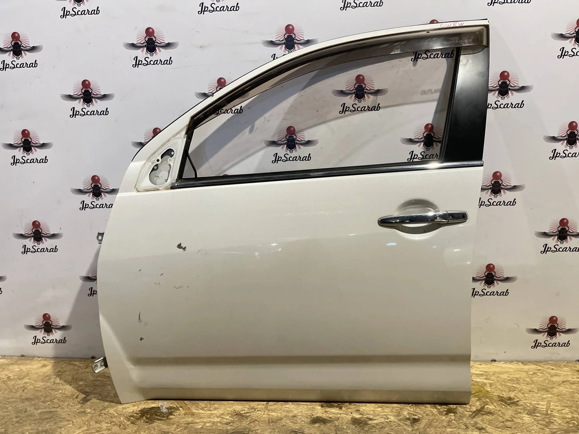 Дверь передняя левая Mitsubishi Outlander XL CW5W