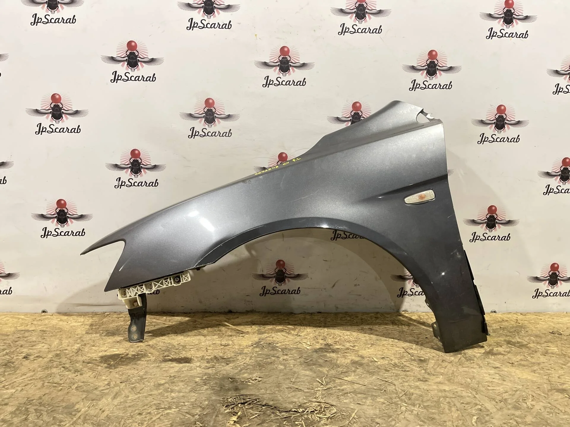 Крыло переднее левое Mitsubishi Lancer 10 CY
