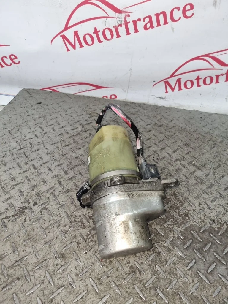 Насос гидроусилителя руля Ford C-MAX 2015 4M513K514CA 2 M1DD 1.0T ECOBOST