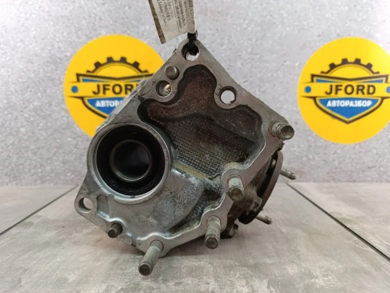 Раздатка Toyota RAV4 2010 ACA33