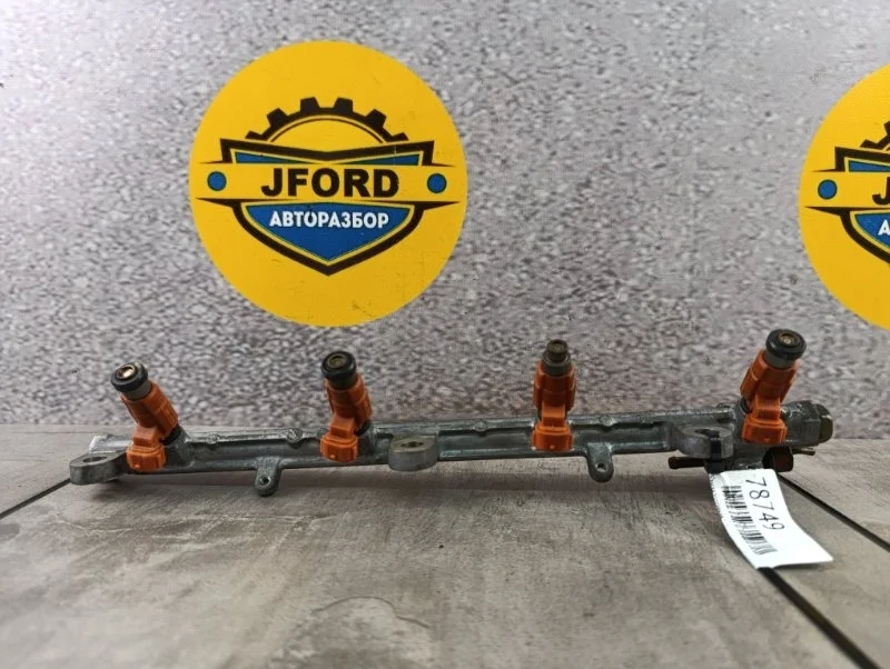 Рампа топливная Suzuki Grand Vitara 2004 TL52