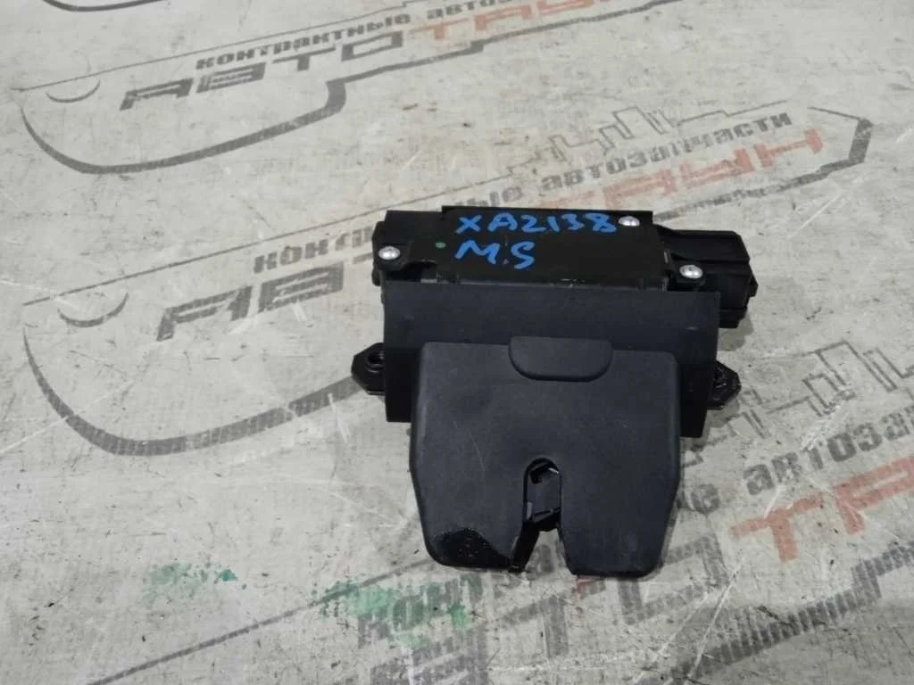 ЗАМОК БАГАЖНИКА VOLVO 31440240