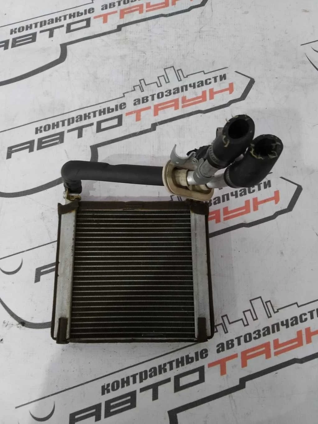 РАДИАТОР ПЕЧКИ AUDI 4D0898030B