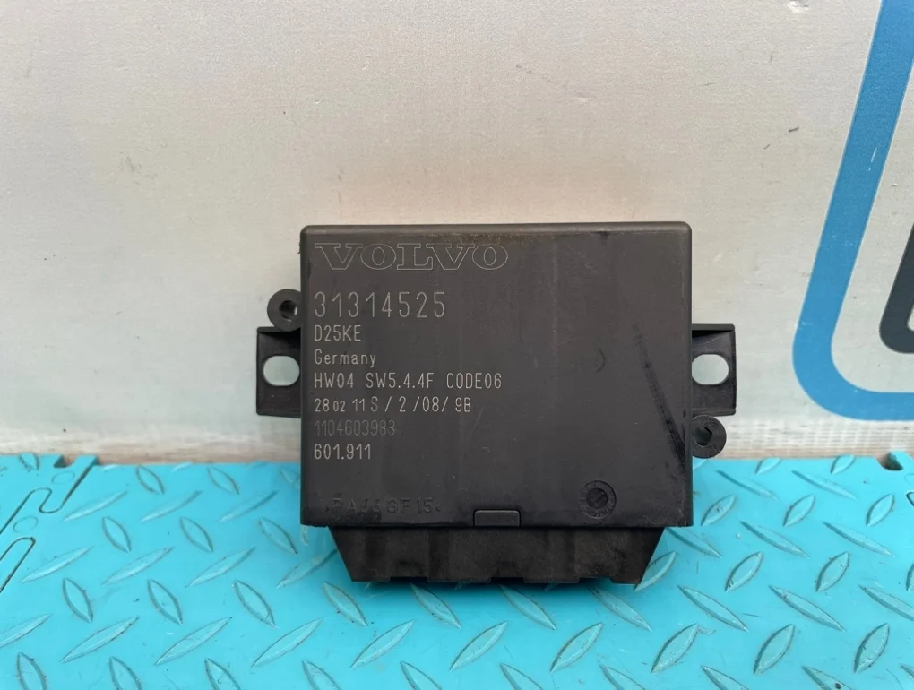 Блок парктроника Volvo V60 2011 31314525 FW B4164T 1.6