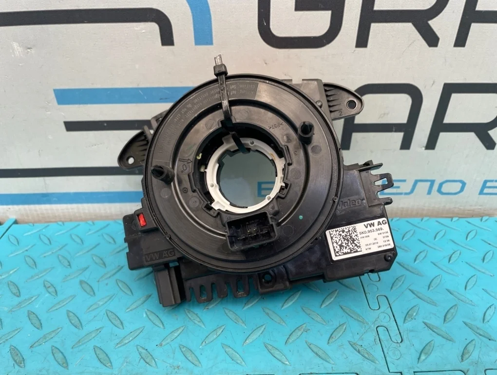 Шлейф подрулевой Volkswagen Tiguan 2010 5K0953569H 5N1 CCZC 2.0