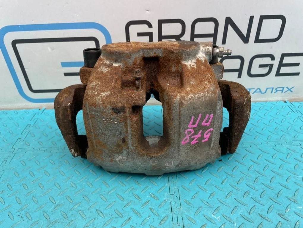 Суппорт Mercedes-Benz Ml-Class 2006 A1644202483 W164 642.940 3.0, передний правый