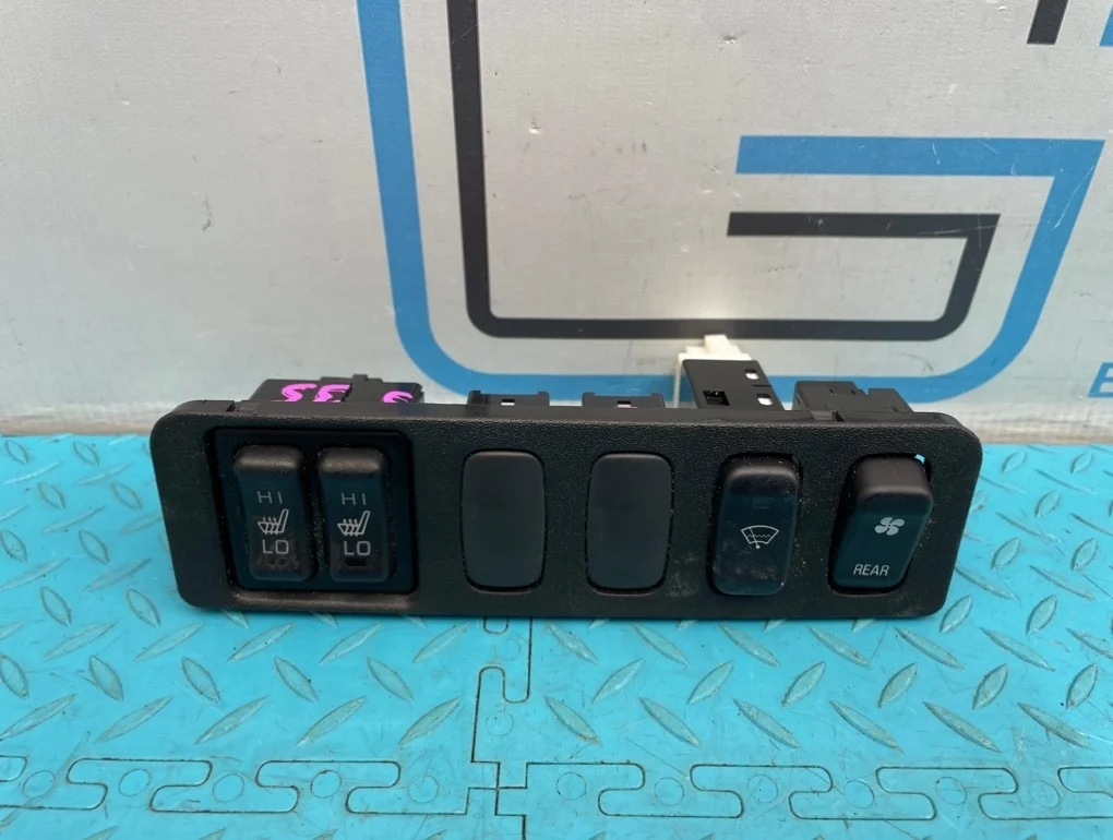 Блок кнопок Mitsubishi Pajero 2004 MR489227 V73W 6G72 3.0