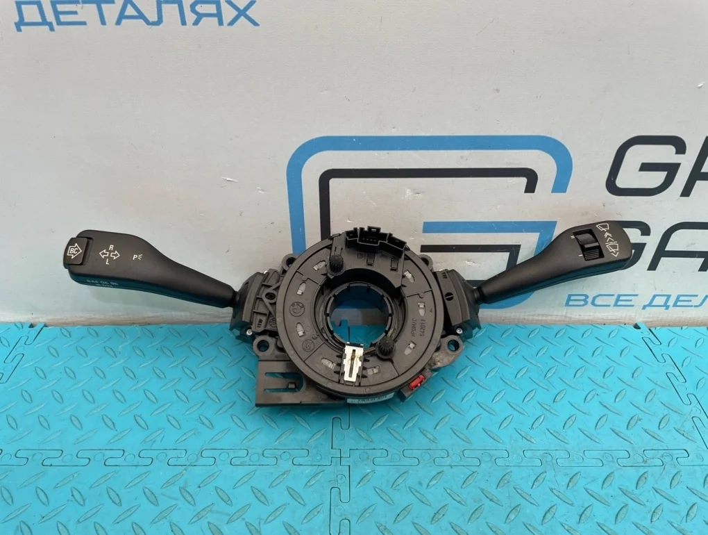 Переключатель подрулевой Bmw X3 2007 61128376443 E83 N52B25A 2.5