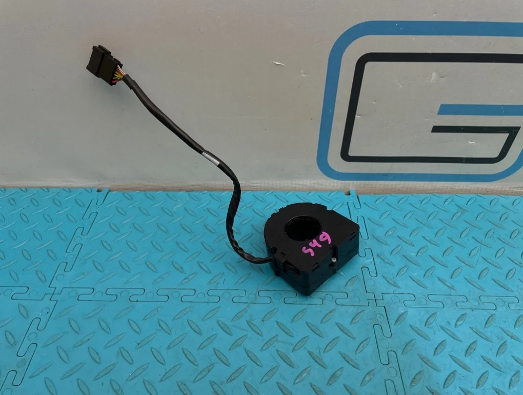 Датчик поворота руля Bmw X3 2007 37146781438 E83 N52B25A 2.5