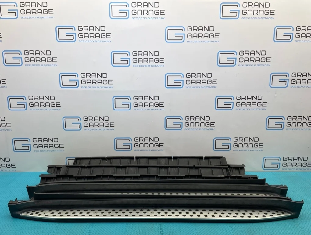 Пороги Mercedes-Benz Gl-Class 2011 A1646900810 X164 642.820 3.0