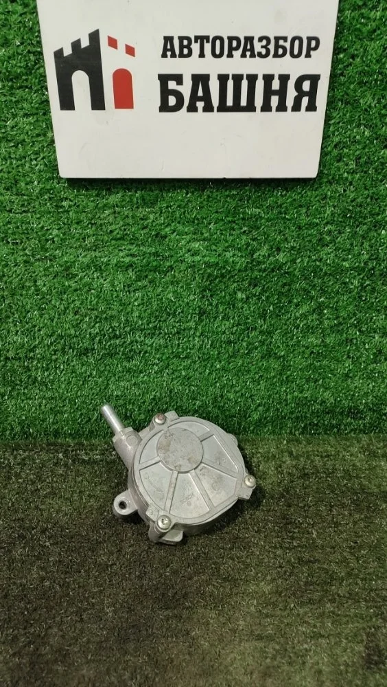 Насос вакуумный Mercedes E-Class 2011 A2712301665 W207 271.860