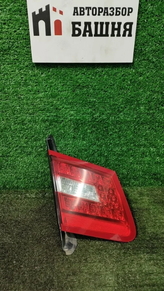 Фонарь внутренний Mercedes E-Class 2011 A2078200364 W207 271.860, левый